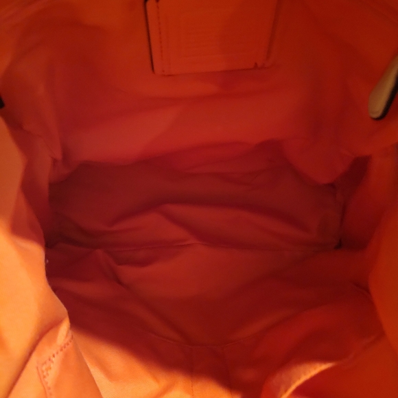 Authentic Coach Billie Backpack F12014 - Camel - Picture 11 of 13